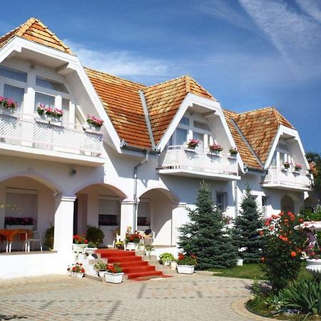 Pension Ovari Buk Exterior photo