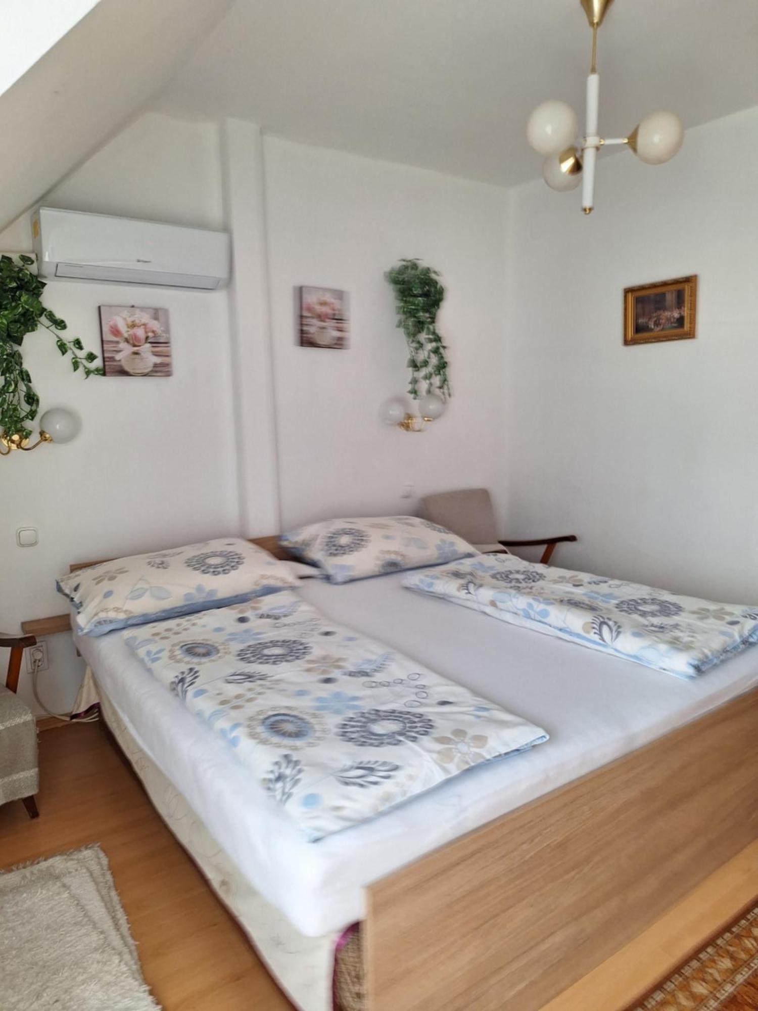 Pension Ovari Buk Exterior photo